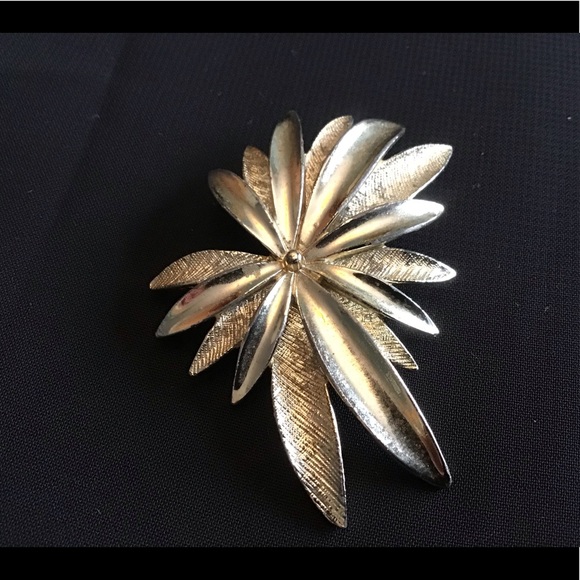 VINTAGE SARAH COVENTRY ATOMIC STARBURST BROOCH - Picture 1 of 2